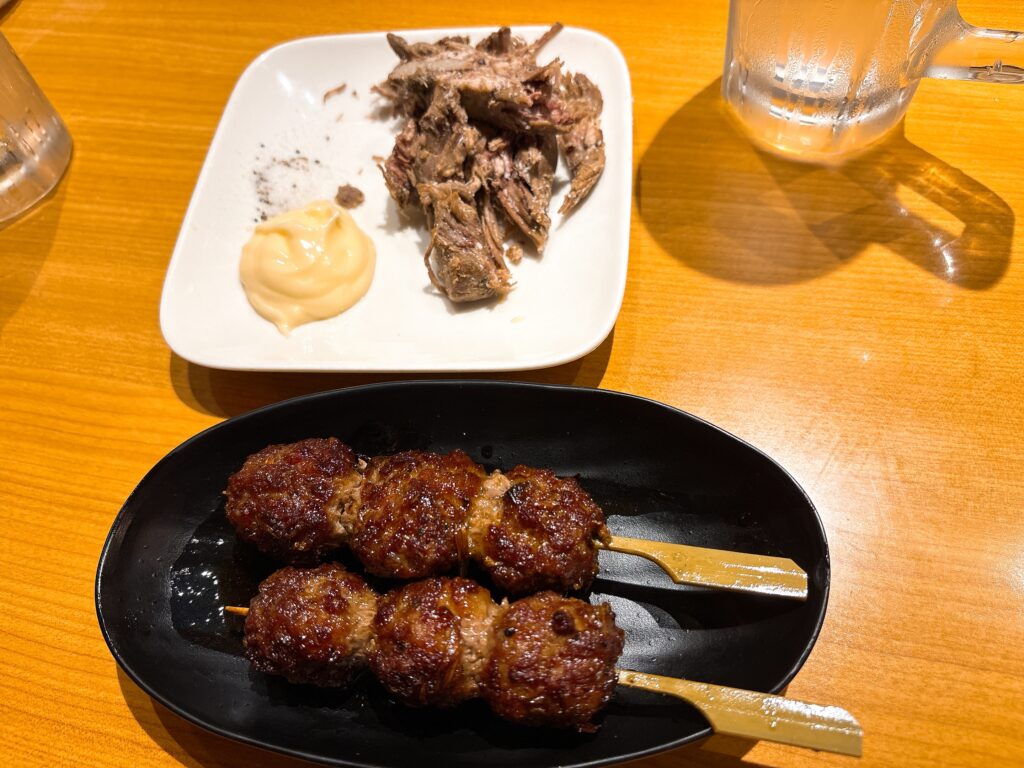 カドクラのビーフジャーキー・牛つくねたれの写真